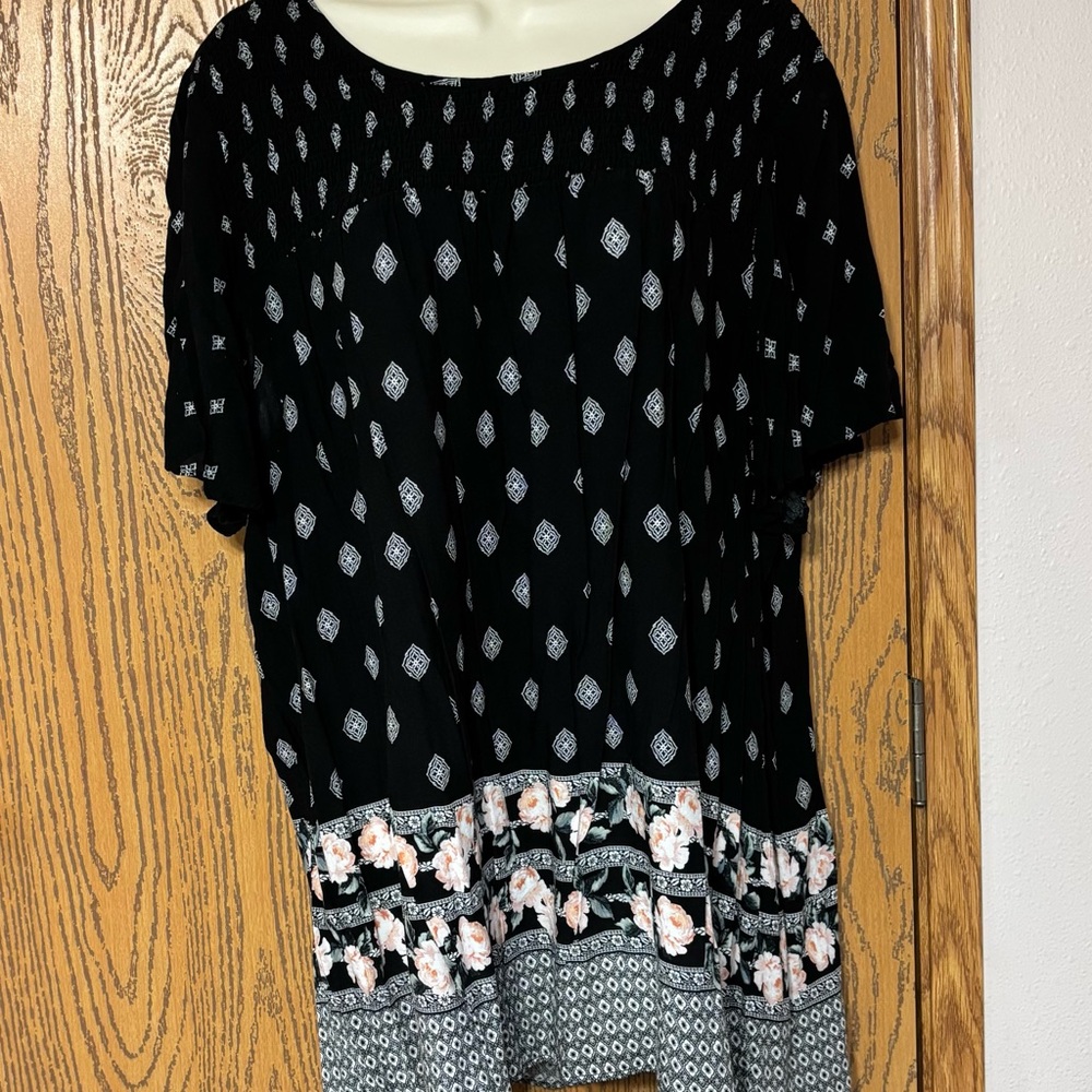 Black and White Women's Top
